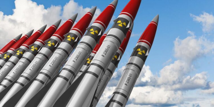 Entra en vigor Tratado de Prohibición de las Armas Nucleares
