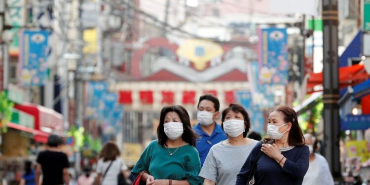 Japón considerará anunciar declaración de emergencia nacional por COVID-19