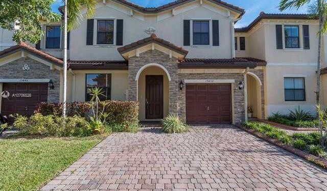 Century Homebuilders Group anuncia la nueva comunidad Century Gardens South