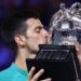 Djokovic fulmina a Medvedev y levanta su noveno Abierto de Australia
