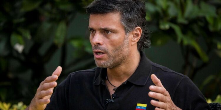 Leopoldo López califica de “mal show” acusaciones del régimen madurista