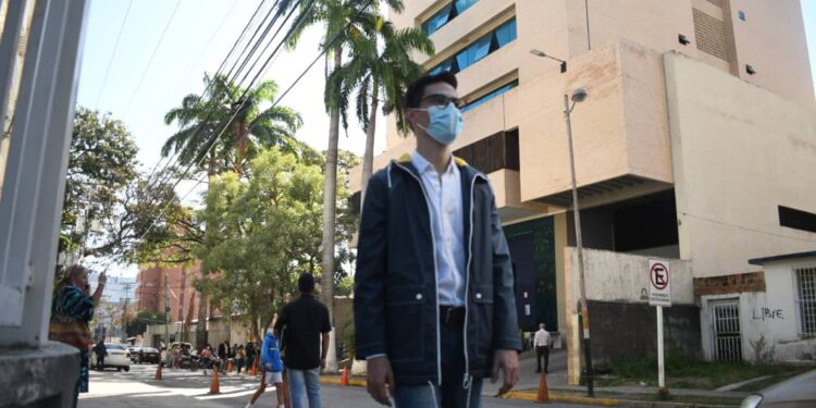 Investigación en contra del redactor venezolano es por la cobertura de una protesta
