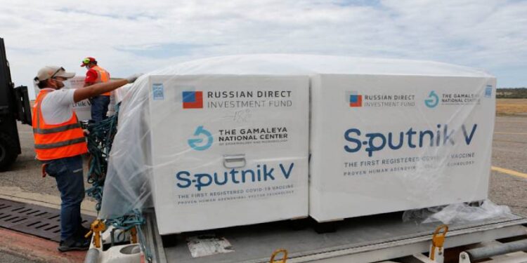 Venezuela recibe tercer lote con 50.000 dosis de la vacuna rusa Sputnik V