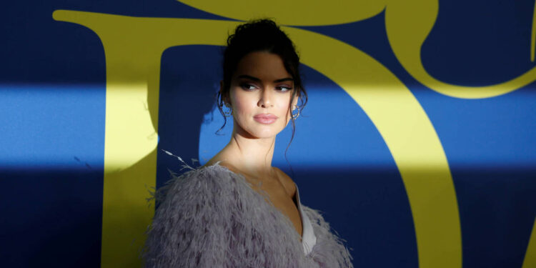 De amazona, así posó Kendall Jenner en redes sociales