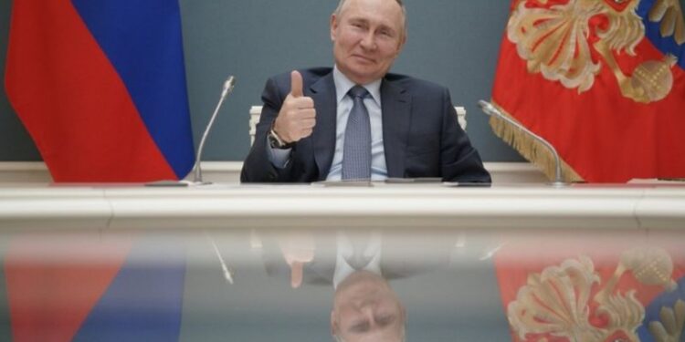 Putin firmó ley que le permitiría estar en el poder hasta 2036