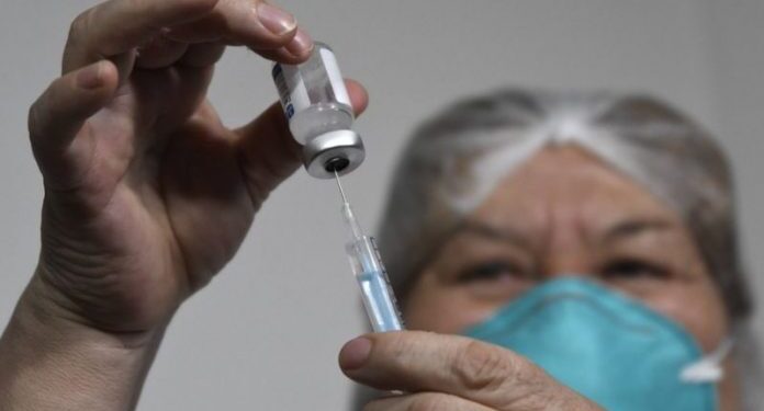 María volvió con nueva estafa: ofrece vacunas contra el Covid-19 por dólares