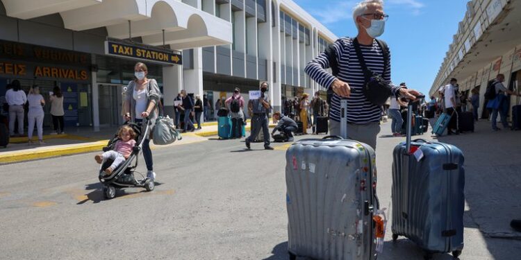 Unión Europea acordó reabrir sus fronteras a los viajeros plenamente vacunados