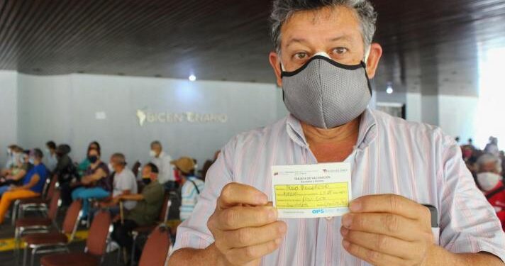 Académicos de la medicina calculan que Venezuela necesita  vacunar entre 300 y 350 mil personas al día para cumplir la meta