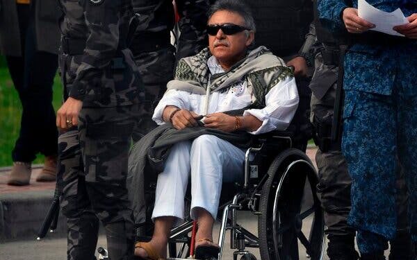 Disidencias confirman la muerte de Jesús Santrich en Venezuela: “Le cercenaron su dedo meñique”