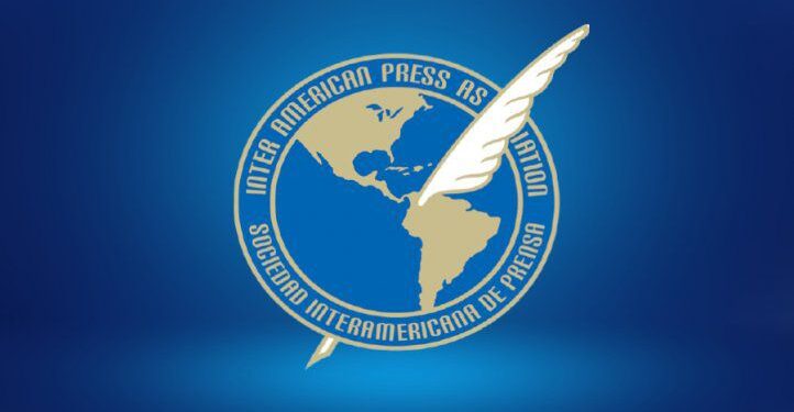 SIP condena acoso político en contra del director de un medio en Perú