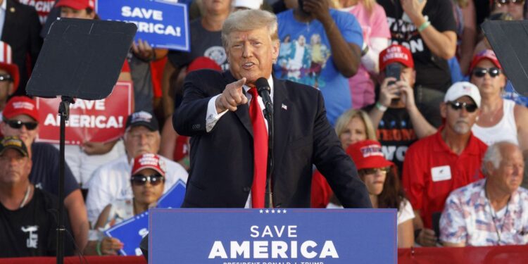 Trump protagoniza un mitin en Ohio y repite sus acusaciones de fraude en las elecciones de EEUU