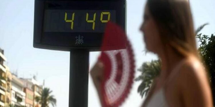 Advierten de grave ola de calor en EEUU con temperaturas de 45 grados