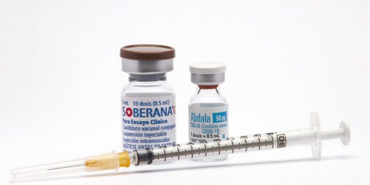 Academia de Medicina exige información científica sobre Abdala y Soberana 02