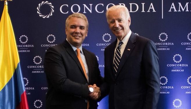 Biden ofrece apoyo a Colombia tras ataque contra helicóptero de Duque