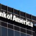 Bank of America, multado con casi 10 millones en EE.UU. por cobrar comisiones excesivas a miles de clientes