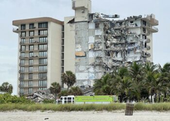 Presentan millonaria demanda tras colapso parcial de edificio de Miami Beach