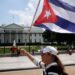 Cientos de cubanos protestaron frente a la Casa Blanca al grito de ¡libertad!