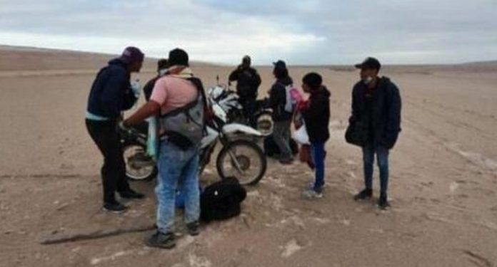 Rescataron a los 22 venezolanos que se habían extraviado en el desierto de Perú