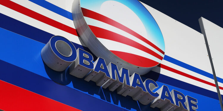 Más de 2,5 millones de personas se inscriben en el Obamacare en su reapertura temporal