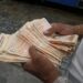 El bolívar pulverizado, por César Pérez Vivas