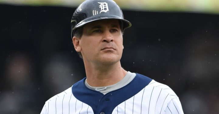 Omar Vizquel demandado por acoso sexual por ex batboy de Birmingham Barons