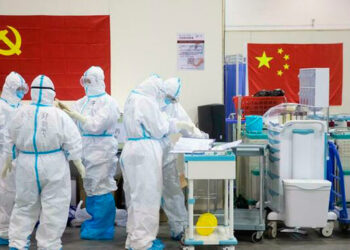 Contagios en China al alza mientras continúan los test y confinamientos