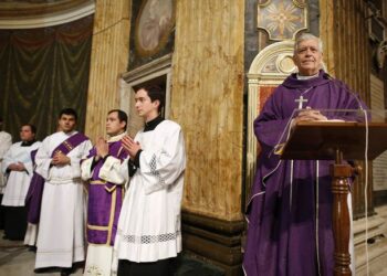 El cardenal Jorge Urosa fue hospitalizado con covid-19