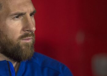 Socios del Barcelona interponen una demanda para evitar que Messi fiche en el PSG