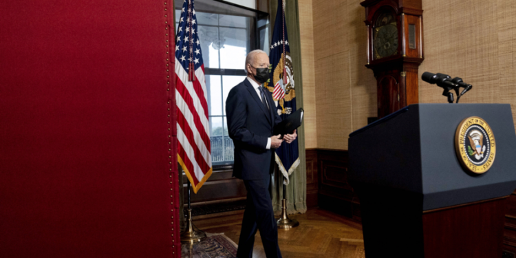 Biden recibió informe de inteligencia sin conclusión sobre el origen del covid-19