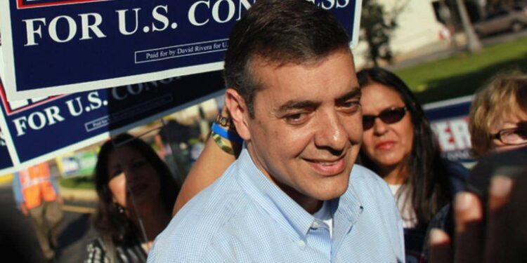 Excongresista de Miami contraataca por trabajo con Venezuela