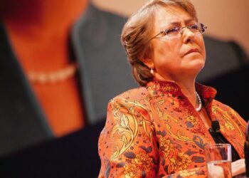 Bachelet admite que las sanciones contra Venezuela empeoran la crisis y pide la liberación de detenidos