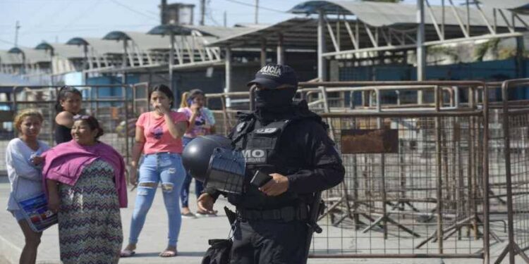 Ascienden a 30 los muertos en nueva masacre en cárcel de Ecuador