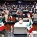 El Senado de México avala la consulta que permitiría el cese de López Obrador