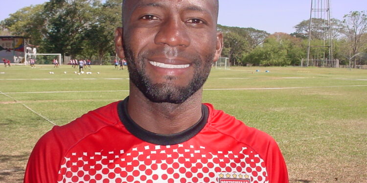 Brayan Rodríguez zaguero del Portuguesa: “Nos restan seis finales y  esperamos ganarlas todas”