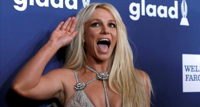 Padre de Britney Spears pide acabar con la tutela, según medios