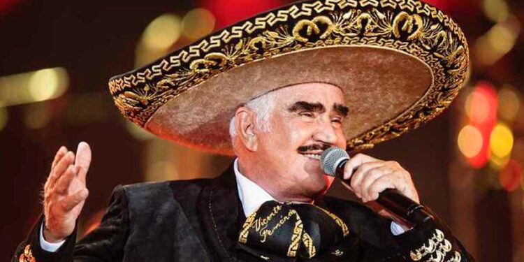 Desmienten la muerte cerebral del cantante mexicano Vicente Fernández