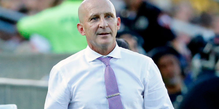 FIFA abre investigación por abusos sexuales a jugadoras en EEUU