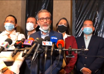 Oposición rechaza que Miraflores use argumentos fuera de la mesa para retrasar negociaciones