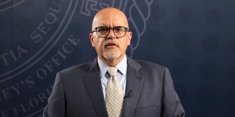 Fiscal de Florida informó que Saab permanecerá detenido en espera de su juicio