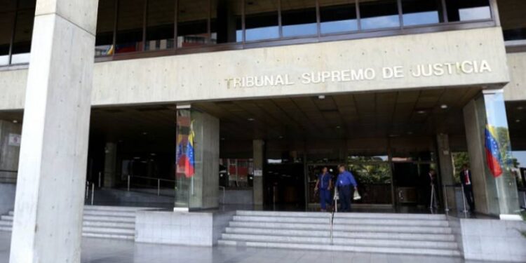 Ordenan nuevo juicio por homicidio de David Vallenilla