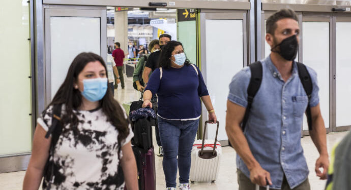 EEUU anuncia nuevas medidas de vacunación para los viajeros nacionales e internacionales