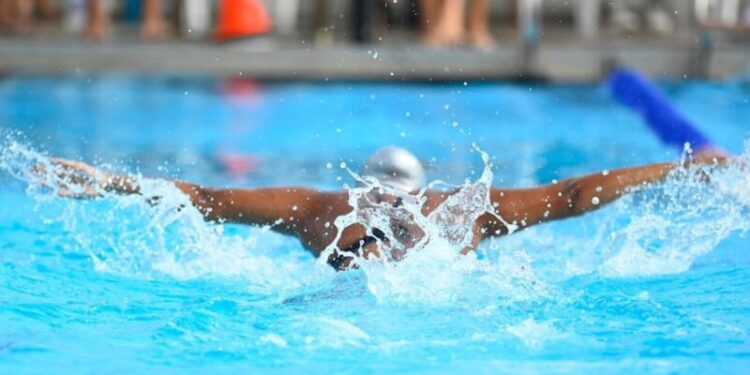 Venezolana Andrea Guerrero, Universidad St. Thomas, la más destacada en competencia de natación