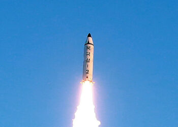 Corea del Norte dispara un proyectil no identificado hacia el mar de Japón, según el Estado Mayor surcoreano