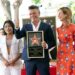 Alejandro Sanz inauguró su estrella en Hollywood: Llega en el momento justo