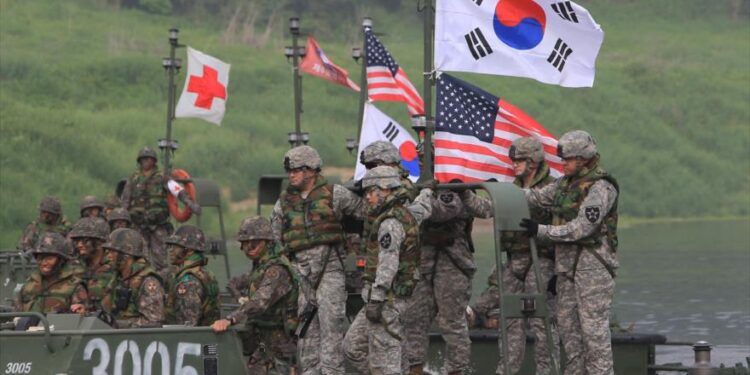EEUU y Corea del Sur ponen en marcha sus ejercicios militares conjuntos anuales