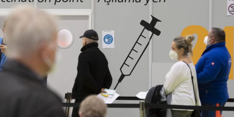 Alemania registra primer posible caso de ómicron, la nueva variante del covid-19