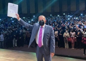 Manuel Rosales es proclamado Gobernador del Zulia