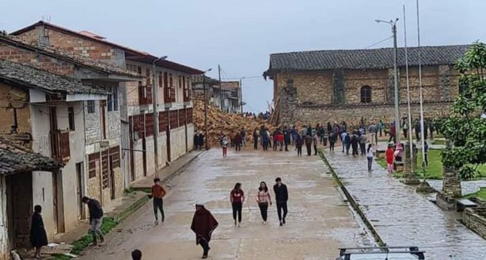 Más de 10 heridos y 1.670 damnificados por terremoto en Perú