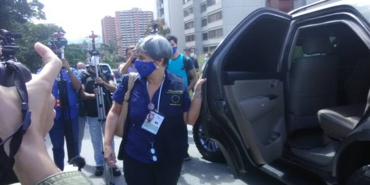 Jefa de misión de la UE dice que los pocos incidentes de la jornada «se han solucionado»