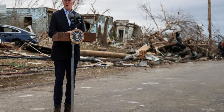 Biden declara estado de desastre en Arkansas tras recientes tormentas y tornados
